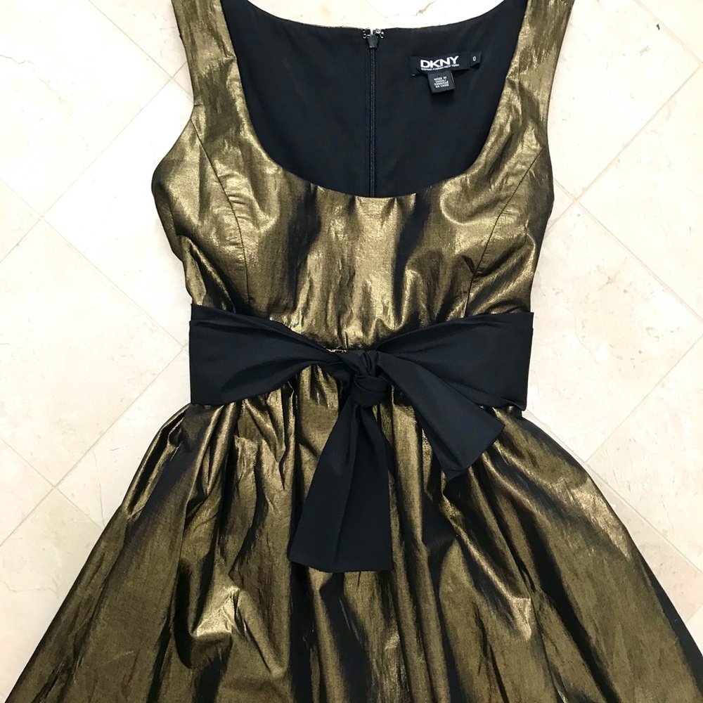 DKNY Gold Metallic Dress - Size 0 - Picture 3 of 9